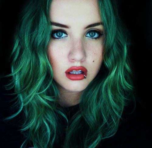 Blue Eyes Colored Hair Girl Green Hair Favim Com 597951